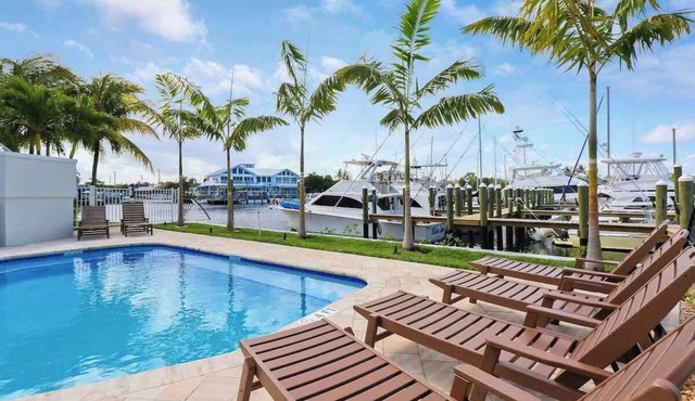 Sailfish Suites 7 - Waterfront Lodging