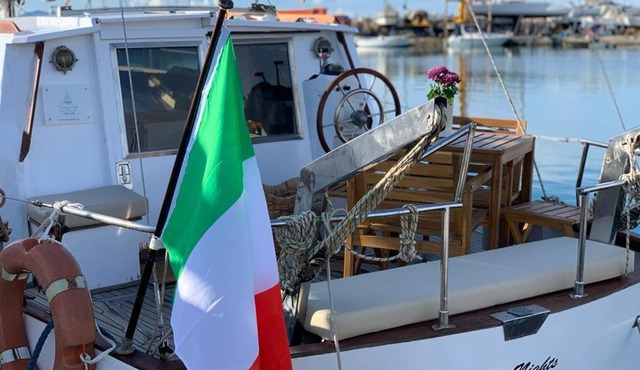 Sailing Nights Boat&breakfast