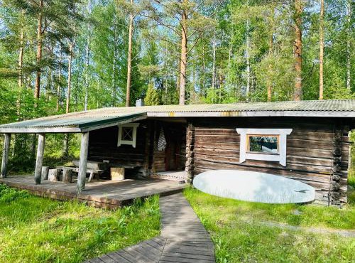 Saimaa Lakeside Sauna Cabin