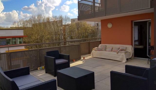 SAINT-DENIS PARIS 2-BEDROOM APARTMENT