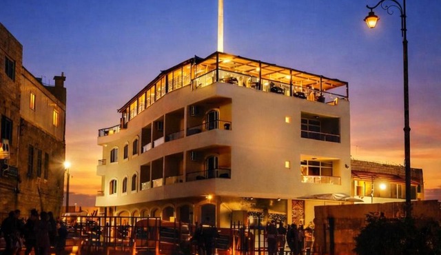 Saint John Hotel