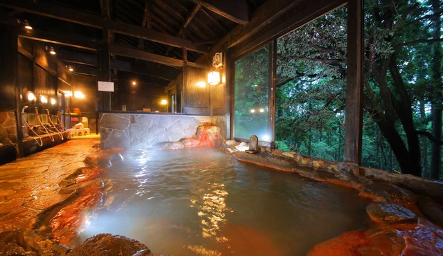 Sakura Sakura Hot Springs