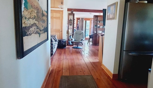 Sale! June 26-28 200/night. Must book 3 nights to get this special price.