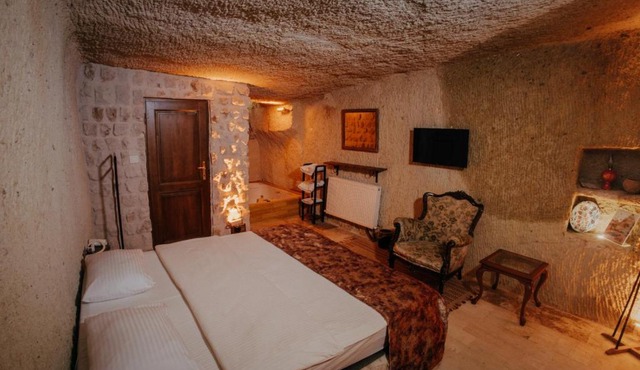 Saliche Cave Suite
