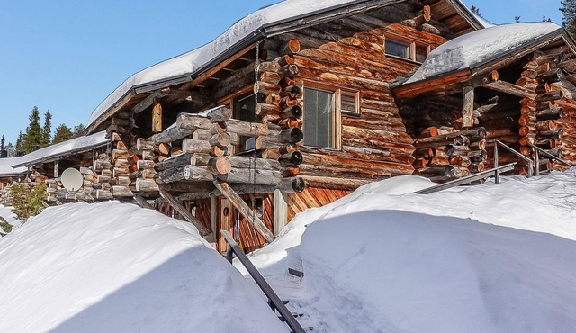 Sallanhelmi e2 by Interhome