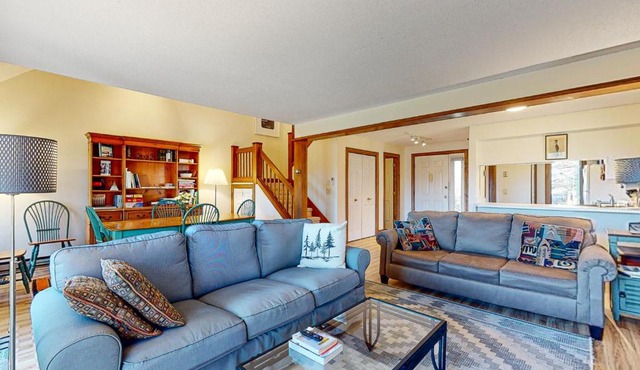 Saltbox 12F