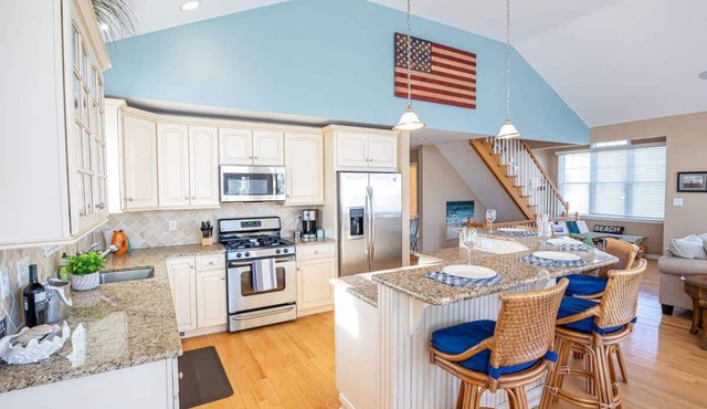 Saltwater Haven - Walkable Shore Stay