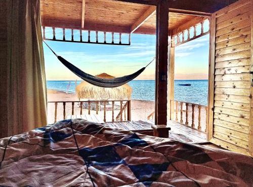 Sama Beach camp