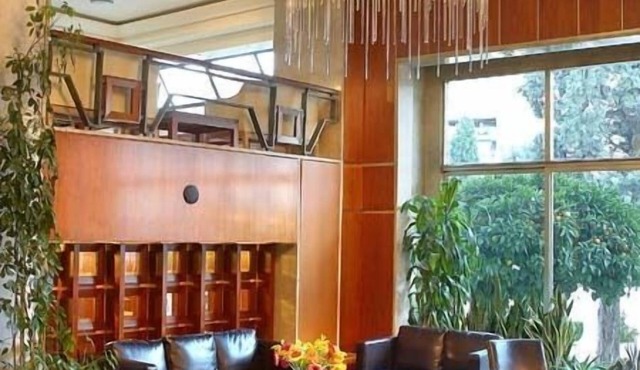 Samaras Hotel