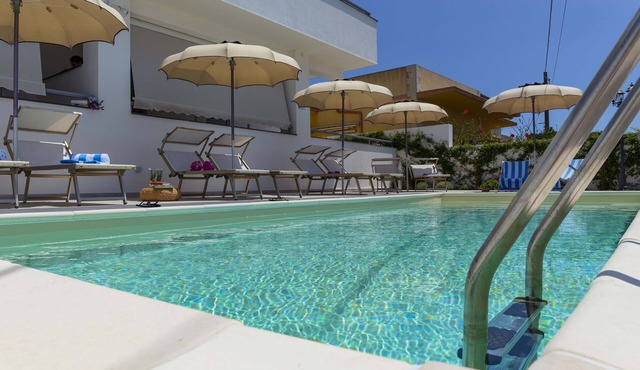 Sampieri, apartments in Residence with swimming pool just 200 m from the sea