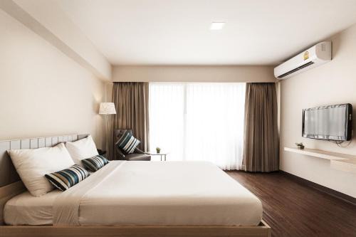 Samran Place Hotel