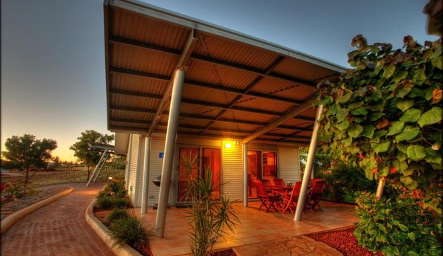 Samson Beach Chalets