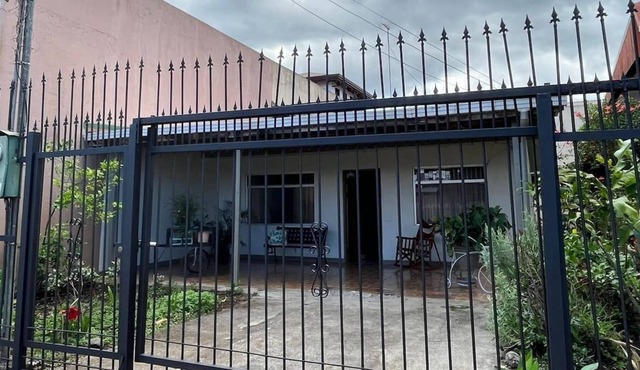 San Ramon Downtown, Casa Galé