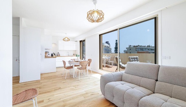 SAN SEVERINA - Spacious apartment in city center