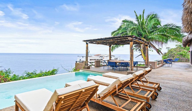 San Xoaquin Casa Ventana al Mar, Luxurious Jungle Retreat with Ocean Views