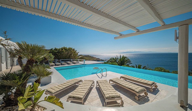 Sanarte villa 1, 6br w/private pool and sea view!