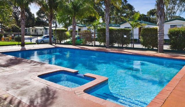Sandhurst Motel