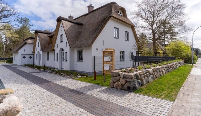 Sandhus Steuerbord - beautiful, high-quality thatched house with great equipment