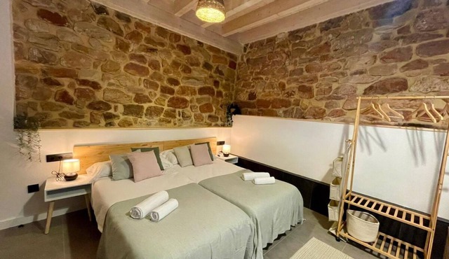Sandoñana · by Wehomes · Old Palace Lodge DA7