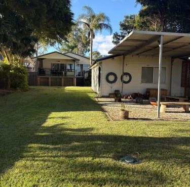 Sandpipers Beach House, Culburra - pet friendly