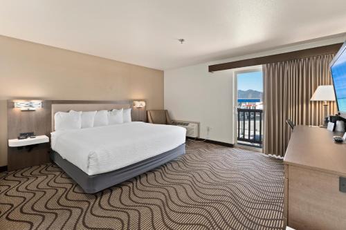 Sandpoint Hotel & Suites Downtown