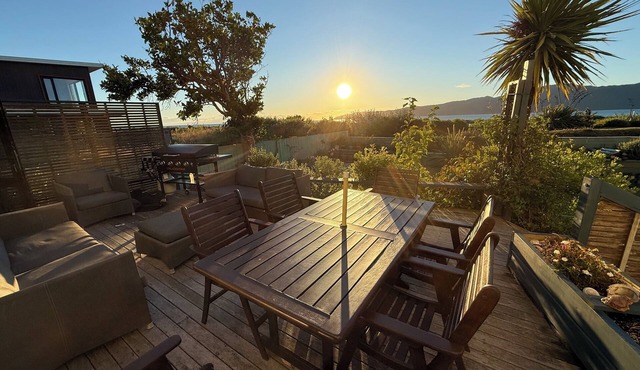 Sandwalk - Big, bold and beachfront