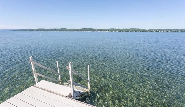 Sandy Beach Haven - Modern Canandaigua Lake House