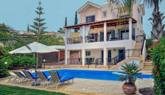 Sandy Beach Villa