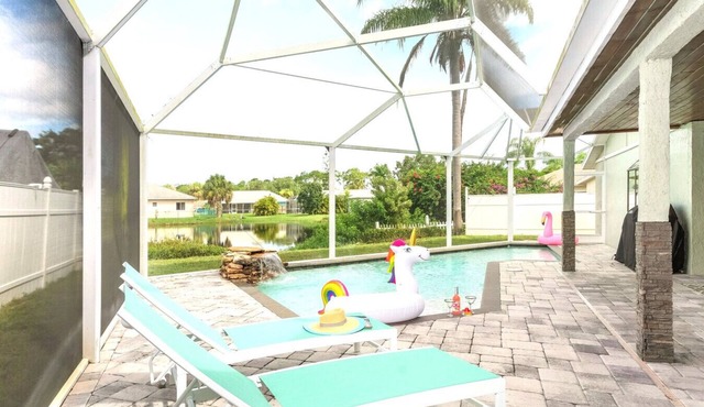 Sandy Haven * explore, beach, pool, wine and dine!