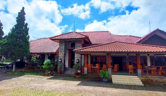 Sangga Buana Puncak Resort & Convention