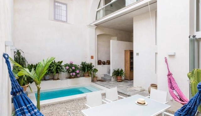 Sanlúcar Oasis: Historic Home with Pool, Garden, and Garage Near Plaza del Cabildo