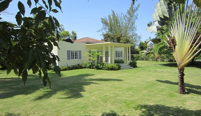 Sanora Near Ocho Rios Dunn's River & Dolphin Cove
