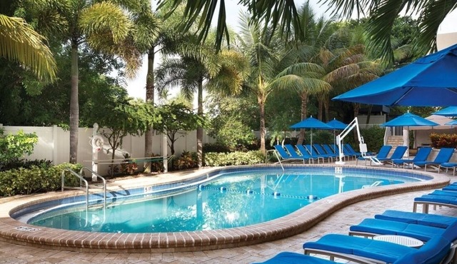 Santa Barbara | Group Beach Retreat | Pool + Beach | 2BR
