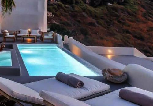 Santorini Breeze , Infinity Blue