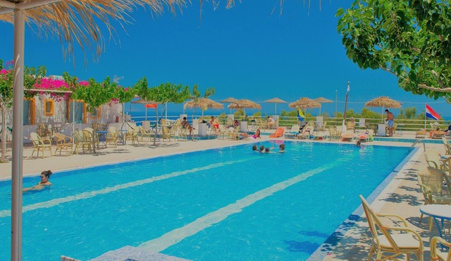 Santorini Camping & Hostel