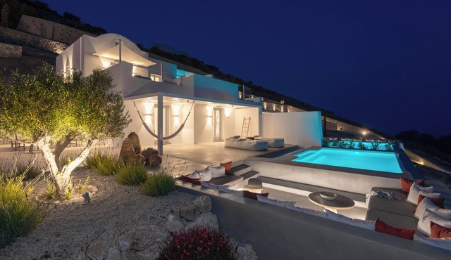 Santorini Heights