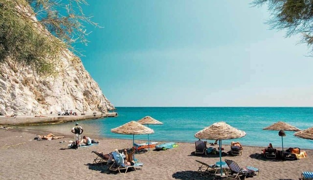 Santorini Seaside Retreat, Summer Twin Escape