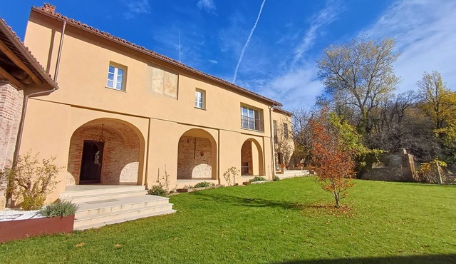 Santostefano Suite 600. relaxation in a former Cistercian monastery from the year 1000