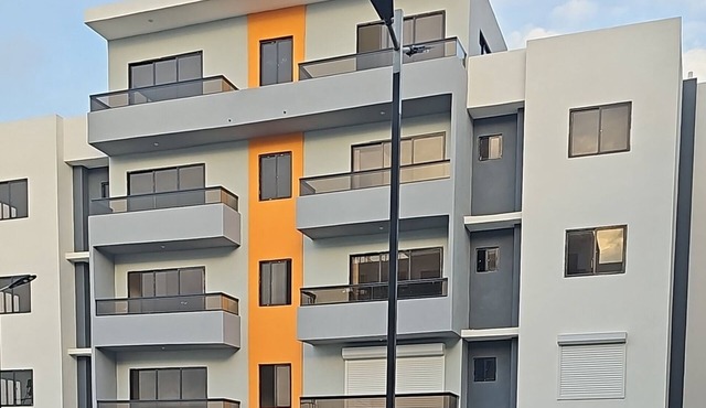 Saphfire Luxe 5 to 8 Minutes from LasAmericas International Airport & the beach