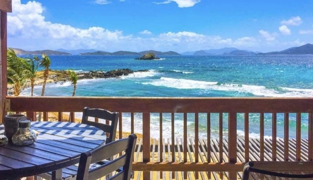 SAPPHIRE BEACH OCEANFRONT VILLA WITH WASHING MACHINE DRYER GENERATOR