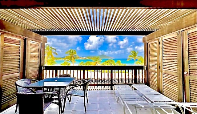 Sapphire Beachfront Condo - View of Paradise - Free Wi - Fi