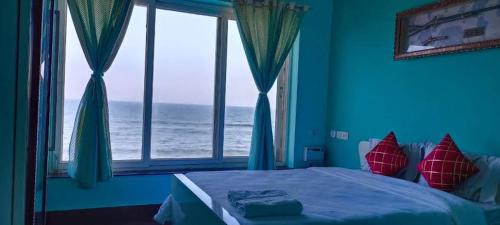 Sapphire Inn