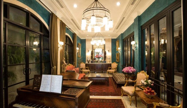 Sara's Hotel
