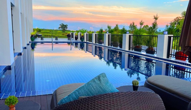 Savan Resorts