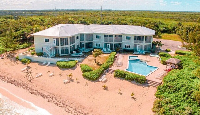 SAVE 10% – Coco Sands – 2 bed, 2 bath beachfront condo with sea view, Rum Point