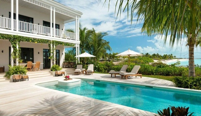 Saving Grace – Colonial-Style Luxury Villa on Grace Bay Beach, Turks & Caicos