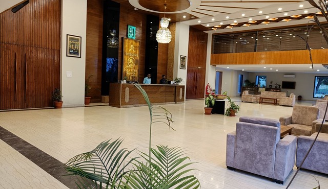 Savitri Resorts