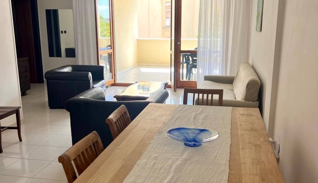 Savoy 13 - Spacious apartment near the center ideal for families and groups