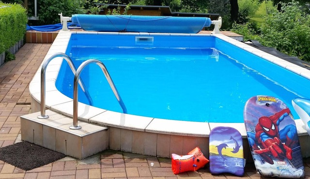 Saxon Switzerland vacation apartment with balcony, wood-burning stove, garden, pool & sauna