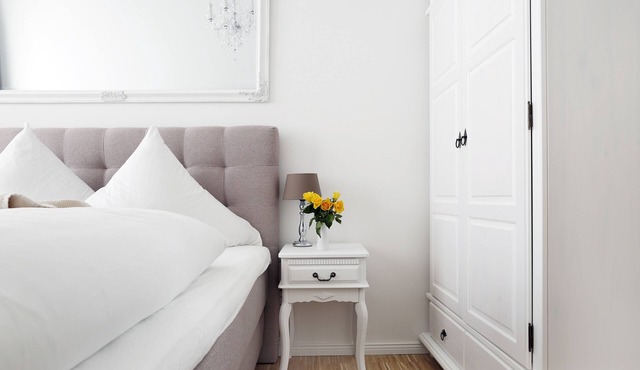 SC 1 box spring beds 70 sqm 3 rooms + balcony + elevator